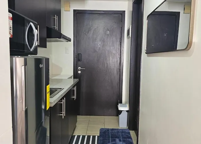 Sky Garden View Quiet Reset Near Bgc A Million Escape Kasara Pasig Aparthotel 3*